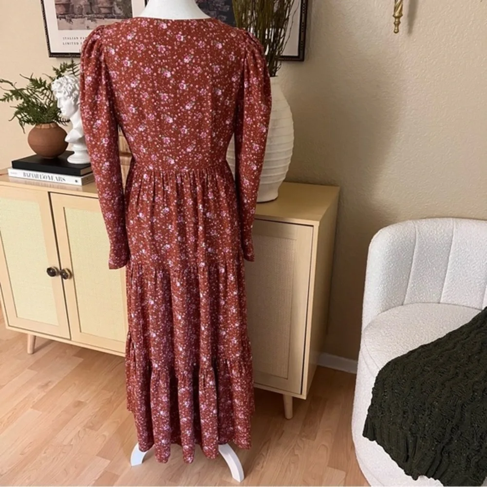 WAYF Burnt‎ Orange Floral Keyhole Tiered Midi Dress Size Small NWOT